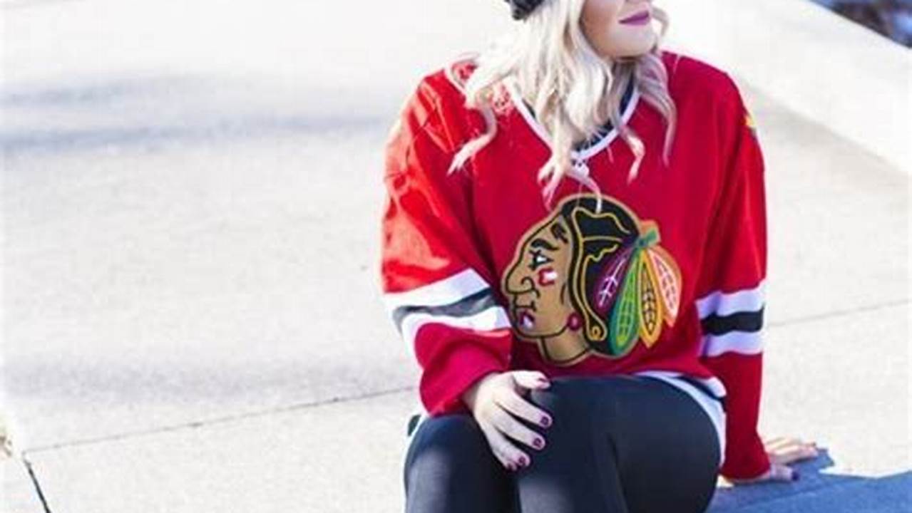 NHL Game Outfit Woman and Stylish Hockey Game Outfit Ideas